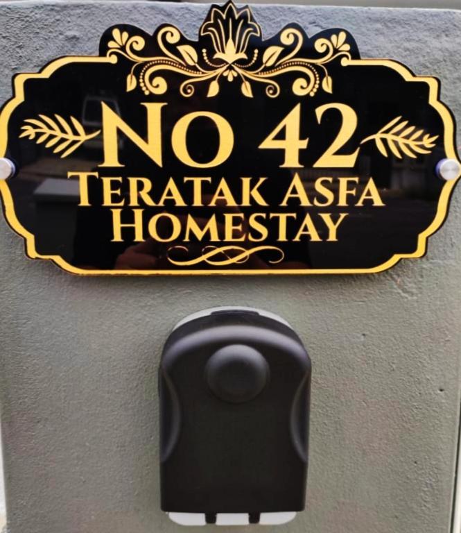 Asfa Homestay Kuching Buitenkant foto